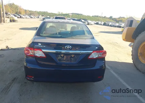 2013 Toyota Corolla Le z USA, uszkodzony, nr VIN 2T1BU4EE0DC018938